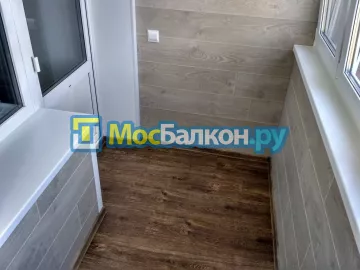 Отделка балкона и лоджии пластиковыми ПВХ панелями в Щербинке от компании МосБалкон