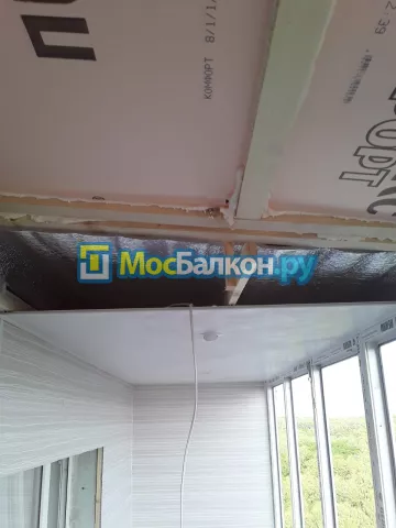 Крыша на балконе в Щербинке монтаж и ремонт по выгодной цене от МосБалкон