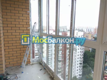 Отделка балкона и лоджии пластиковыми ПВХ панелями в Щербинке от компании МосБалкон