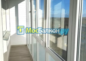 Отделка балкона и лоджии пластиковыми ПВХ панелями в Щербинке от компании МосБалкон