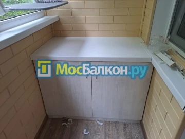 Шкаф на балкон купить в Щербинке на заказ недорого от МосБалкон