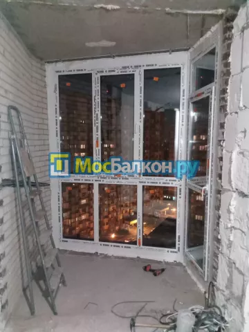 Панорамное остекление заказать под ключ по выгодной цене в Щербинке от компании МосБалкон