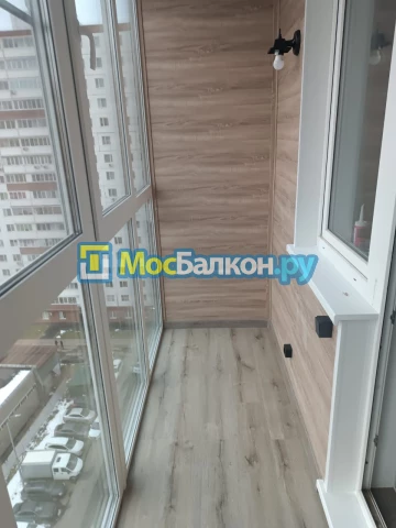 Панорамное остекление заказать под ключ по выгодной цене в Щербинке от компании МосБалкон